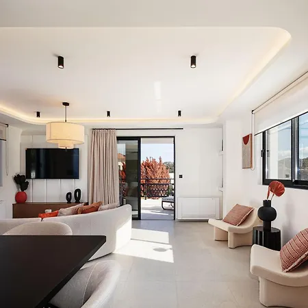 Leska Villa *